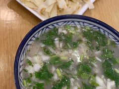 -八百里牛肉汤(盖饭·锅贴·万象城店)
