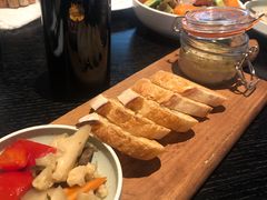 -wineapp葡萄酒餐吧(外滩金融中心店)