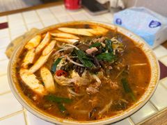 -粉八·云南米线·建水烧烤(常熟路店)
