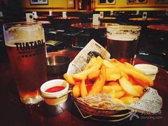 -Hooley's活利仕西餐厅(珠江新城店)