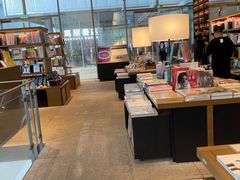 -茑屋书店(天目里店)
