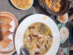 -渔语鱼新川菜Bistro(万象天地店)