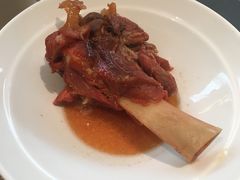 金牌酱棒骨-上关雪東北菜(中房金谊店)