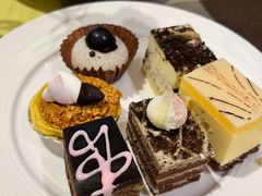 -安徽饭店·白鹭阁自助餐厅(梅山路店)