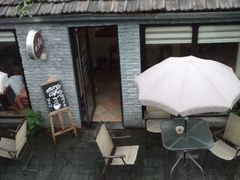 门口的小咖啡厅-伽蓝殿民宿