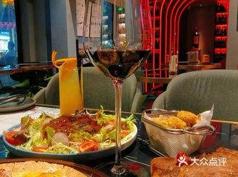 岭南天地浪漫餐吧初体验