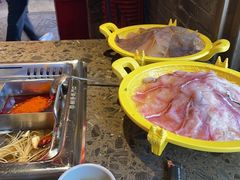 -椒香城门口重庆老火锅(美颂广场店)
