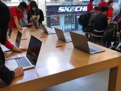 店内环境-Apple 零售店(Causeway Bay)