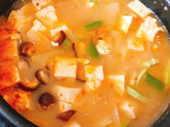 -青纱灯笼韩国料理店