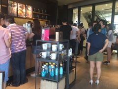 -星巴克臻选(莘庄仲盛店)