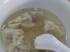 -老西白点心店