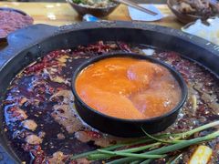 -黄潇洒老火锅(九眼桥宏济巷店)