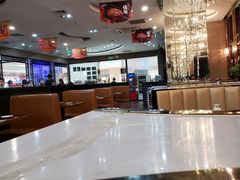 大堂-江边城外烤全鱼(龙德广场店)