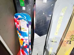 -4+2肆加贰雪具库(上庄店)