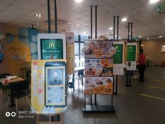-麦当劳(燕顺路店)