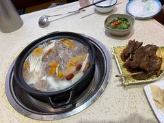 -九寨特色牦牛肉汤锅 羊肉汤锅