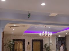 -沪华海鲜大酒楼(南汇店)