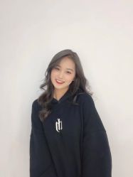 -蘑菇发型