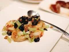干葱榄角爆明虾球-御宝轩(益丰·外滩源店)