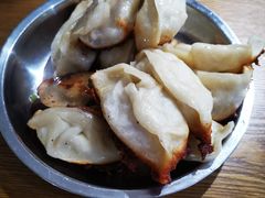 -黄阿姨锅贴大王(万航渡路店)