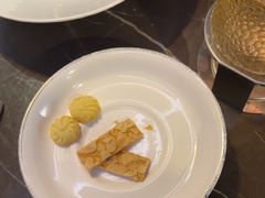 -海派悦庭·海胆烧麦·新融合菜(凯德广场店)