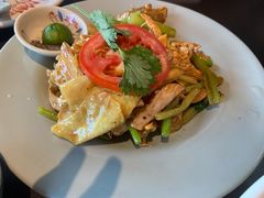 -大头虾越式风味餐厅(光明广场店)