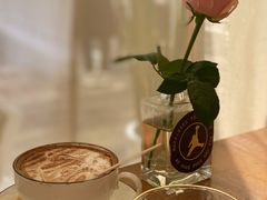 -Mark&Mars Restaurant