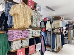-优衣库(重庆星光时代广场店)