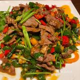 味道中规中矩，单点一个炒花蟹，两支酒，价格清新脱俗