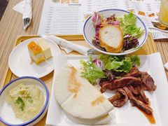牛排口袋饼-榖屋house of flour(张江首店)