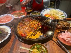 -周小明火锅(黑金冠社区店)