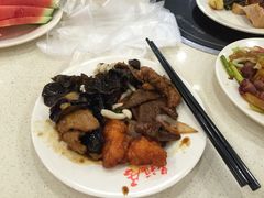 -泉福居酱骨头自助广场(南大街商业步行街店)