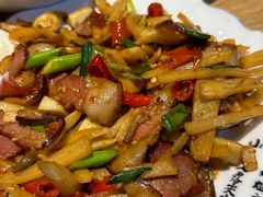 -牛八宝桂林米粉(八里庄店)