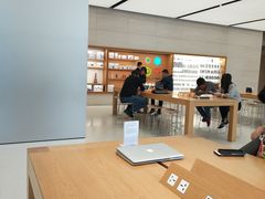 -Apple零售店(玄武湖店)