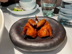 脆炸乳鸽-荣小馆(安达仕店)