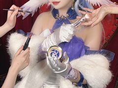 -米游妙妙屋cosplay换装自拍摄影体验馆