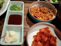 -明洞阿姨·韩式酱蟹烤肉·创意料理(三元桥店)