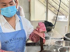 -正宗杨记普洱酸醋米线(总店)