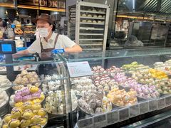 -胖东来生活广场(健康路店)
