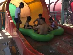 -欢乐水魔方水世界