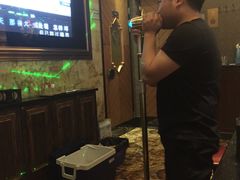 -萧邦音乐会所KTV(向西店)