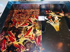 -二荆条·蜀鲜汇城市森林火锅