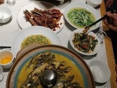 -饭橘汉江码头·乡野土菜馆(静安路店)