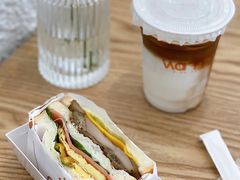 -Cafe on warm(丹霞店)