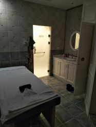 -静博士养生美容连锁