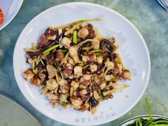 -四川小胡子海鲜(丁村万人海鲜广场店)