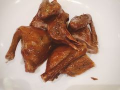 脆皮乳鸽-唐宫海鲜舫