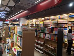 -新华书店(保利水城店)