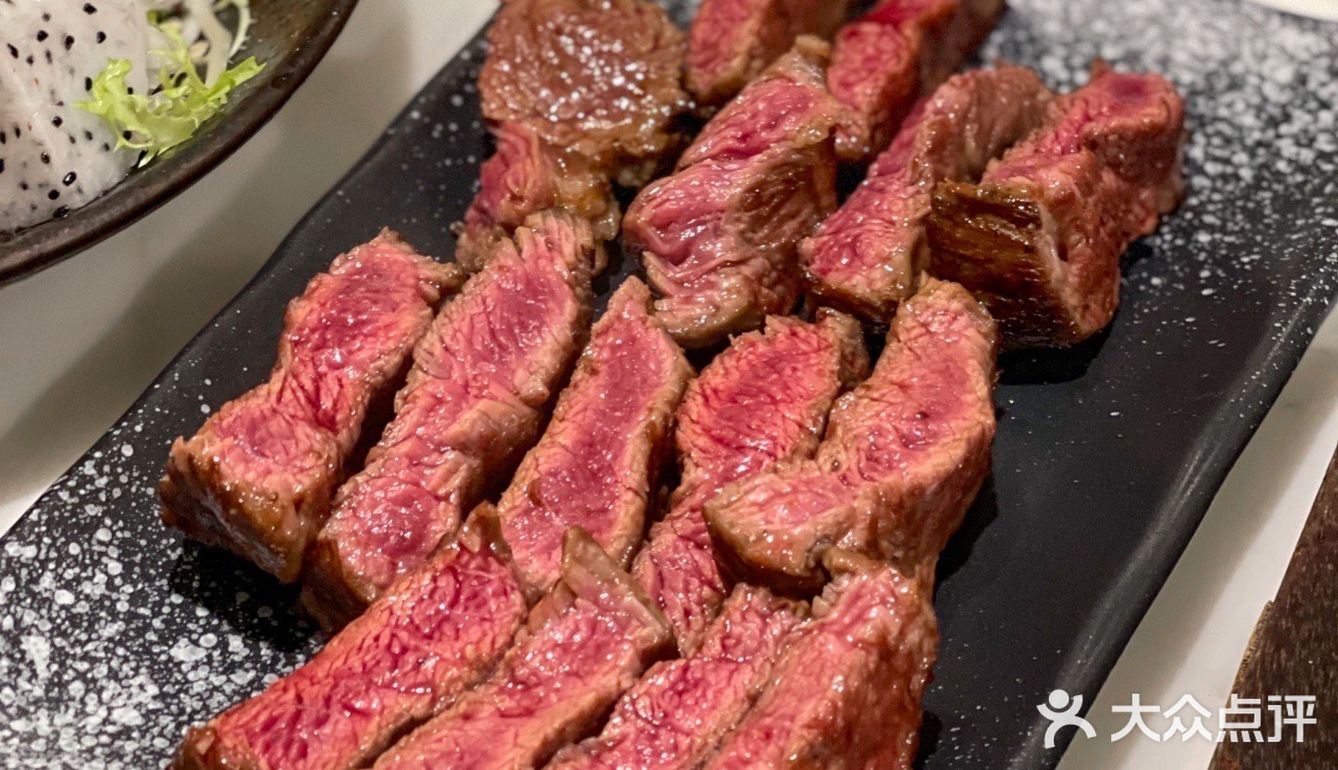 广州 | ABC首创分段式石烧牛扒🥩五成熟玫瑰色一口沉醉🤤