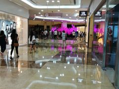 -鸿通城购物中心